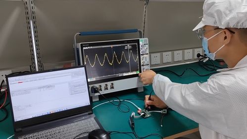 從校園到流水線 大學(xué)生團(tuán)隊(duì)研發(fā)“火眼”微芯片，革新電子材料制造